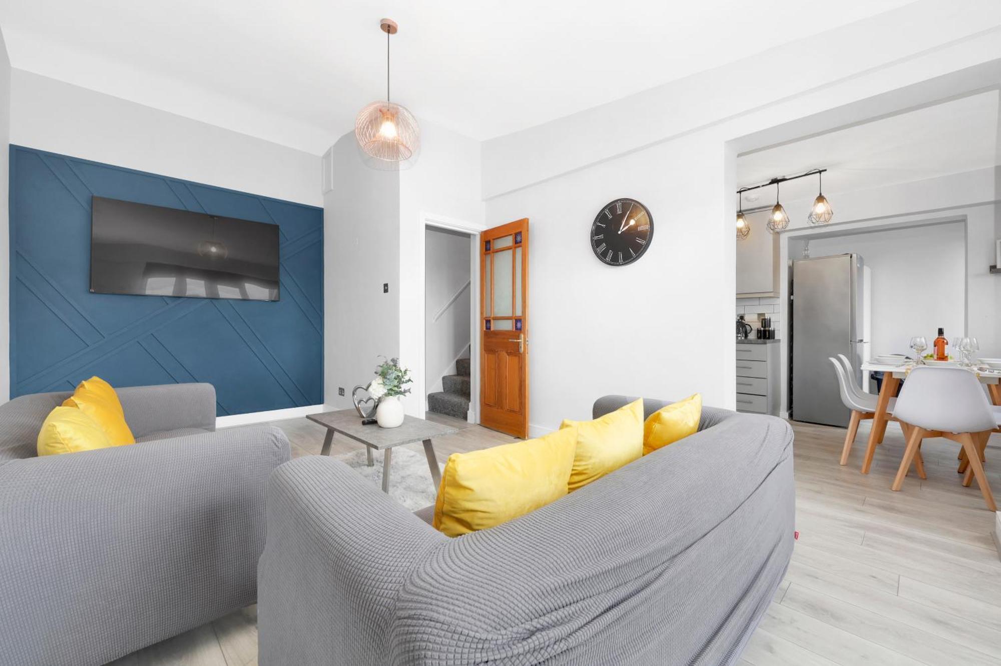 Waterside 4 Bed Apartment 런던 외부 사진